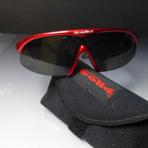 bolle sunglasses fire red frames with clip on case